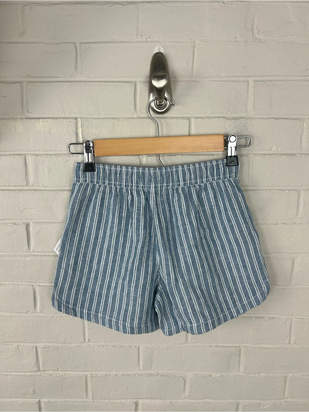 NWT Old Navy Girls Blue Stripe Linen Casual Shorts Size M (8)